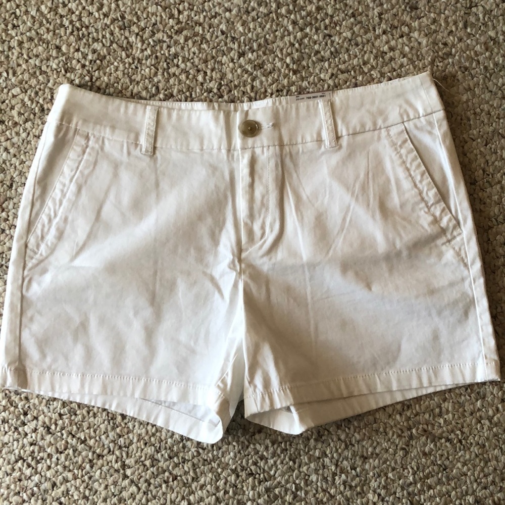 LIZ CLAIBORNE white SHORTS- 12P NEW!